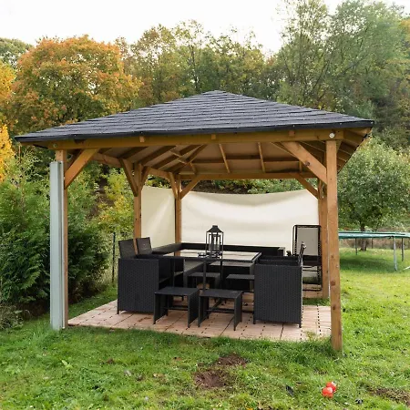 Апартаменты Spacious Near Forest In *